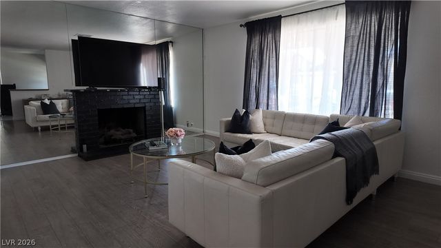 3540 Moraga Drive, Las Vegas, NV 89103