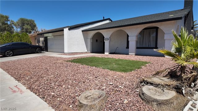 3540 Moraga Drive, Las Vegas, NV 89103