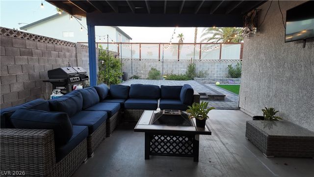 3540 Moraga Drive, Las Vegas, NV 89103