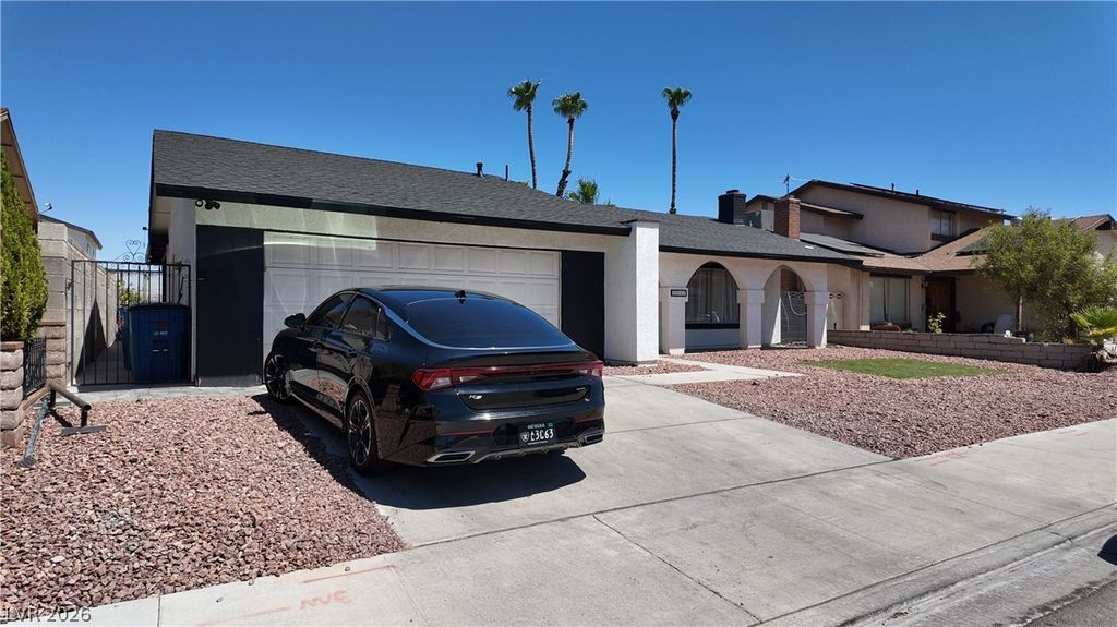 3540 Moraga Drive, Las Vegas, NV 89103