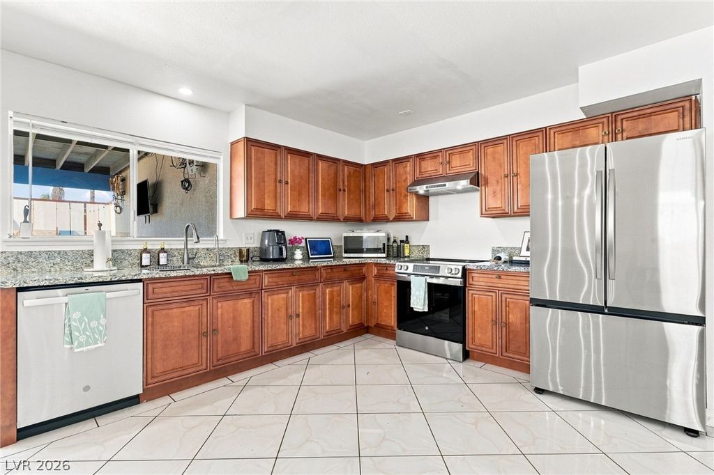 3540 Moraga Drive, Las Vegas, NV 89103 — photo 3