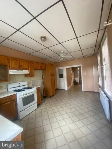 3853 N 6TH ST, Philadelphia, PA 19140