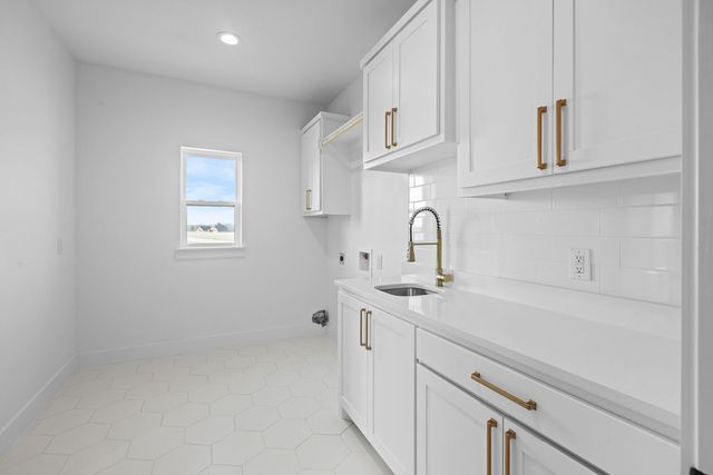 186 Desert Mountain Drive, Gordonville, TX 76245