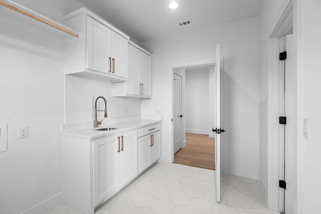 186 Desert Mountain Drive, Gordonville, TX 76245