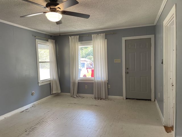 144 Centerview Street, Hot Springs, AR 71913