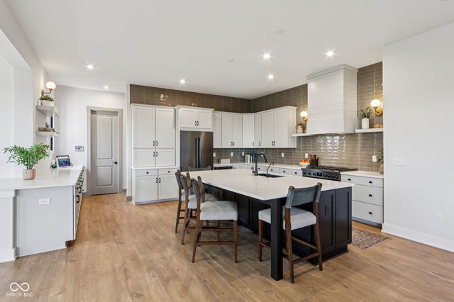 26791 Crooked Creek Avenue, Arcadia, IN 46030