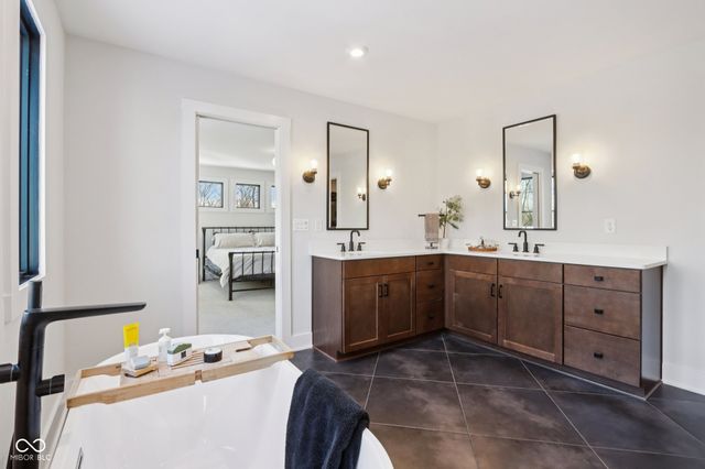 26791 Crooked Creek Avenue, Arcadia, IN 46030