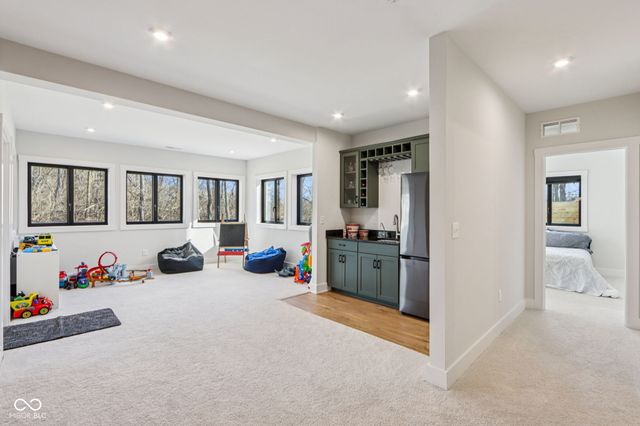 26791 Crooked Creek Avenue, Arcadia, IN 46030