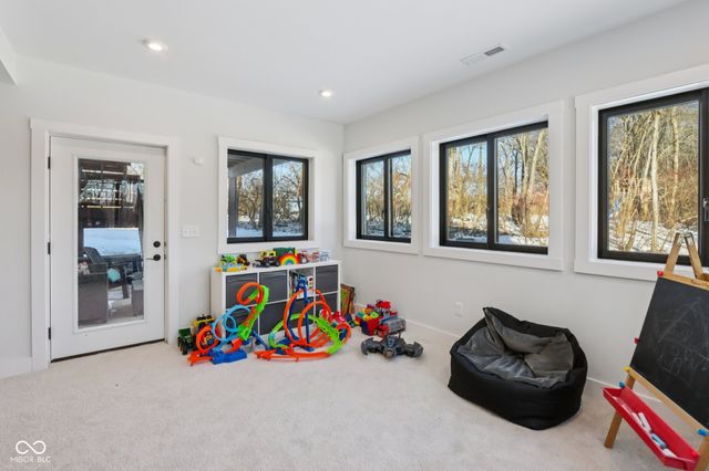 26791 Crooked Creek Avenue, Arcadia, IN 46030