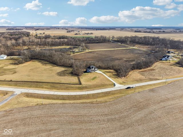 26791 Crooked Creek Avenue, Arcadia, IN 46030