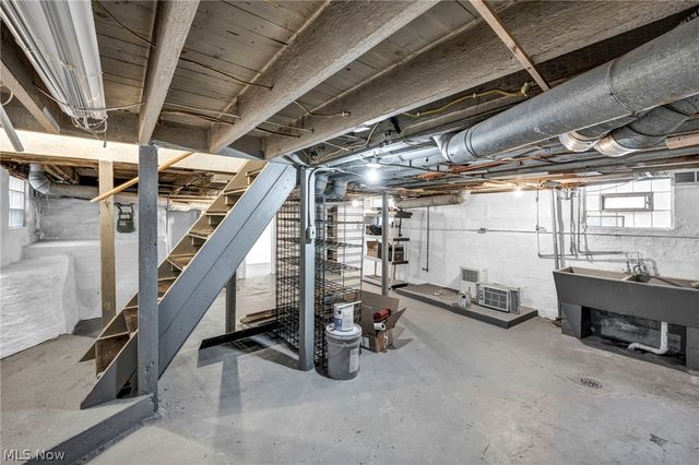 3488 W 52nd Street, Cleveland, OH 44102