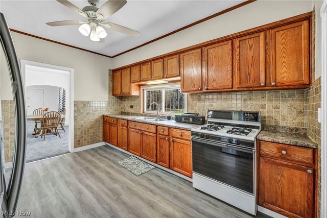 3488 W 52nd Street, Cleveland, OH 44102