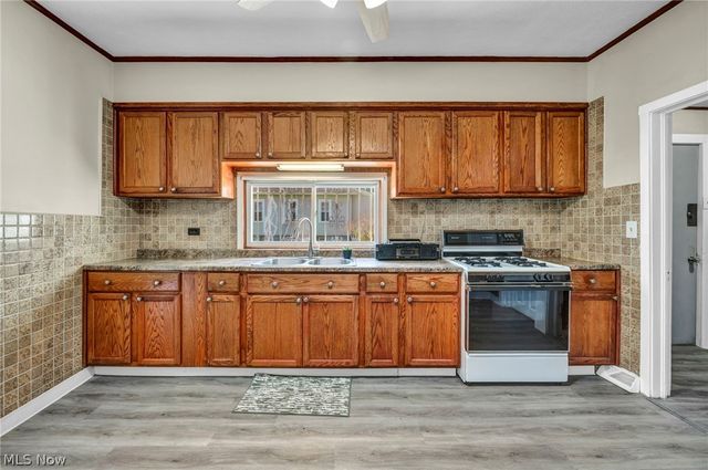 3488 W 52nd Street, Cleveland, OH 44102