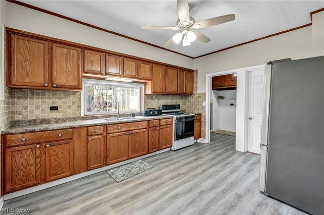 3488 W 52nd Street, Cleveland, OH 44102