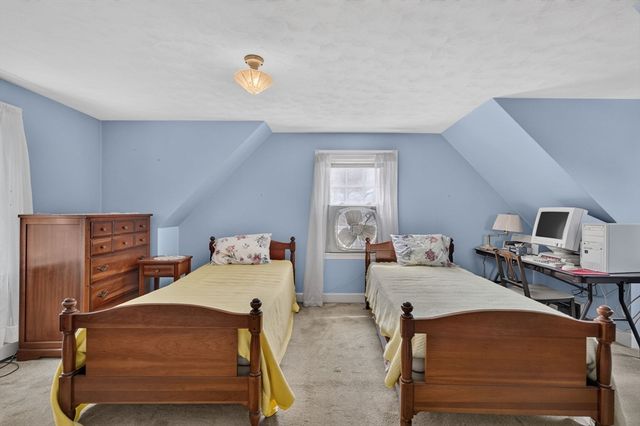 49 Downing Rd, Lexington, MA 02421