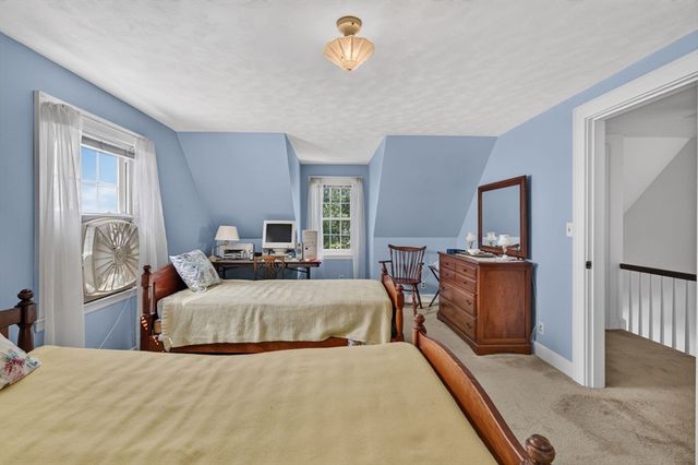 49 Downing Rd, Lexington, MA 02421