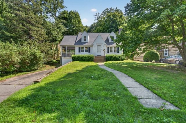 49 Downing Rd, Lexington, MA 02421