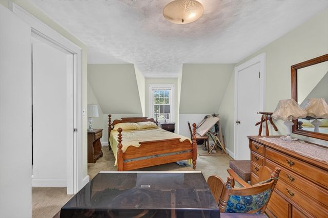 49 Downing Rd, Lexington, MA 02421