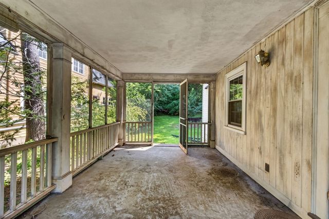 49 Downing Rd, Lexington, MA 02421