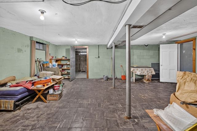 49 Downing Rd, Lexington, MA 02421