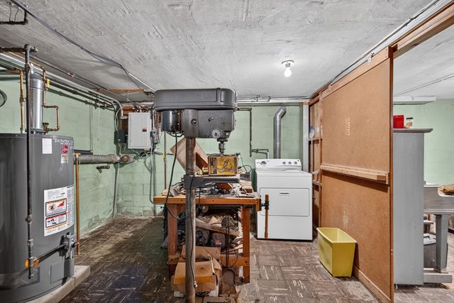 49 Downing Rd, Lexington, MA 02421