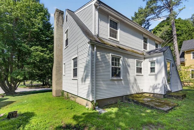 49 Downing Rd, Lexington, MA 02421