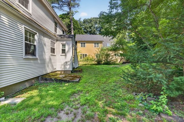 49 Downing Rd, Lexington, MA 02421