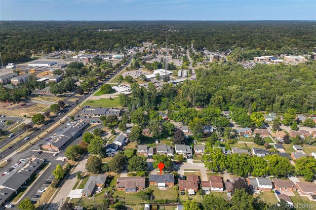 33129 Oakley Street, Livonia, MI 48154