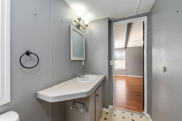 5600 SE 39TH STREET, Trenton, FL 32693