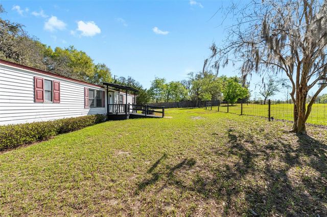 5600 SE 39TH STREET, Trenton, FL 32693