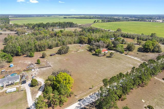 5600 SE 39TH STREET, Trenton, FL 32693