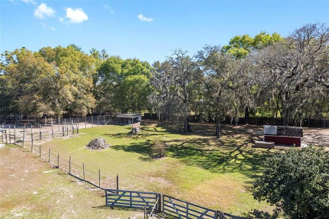 5600 SE 39TH STREET, Trenton, FL 32693