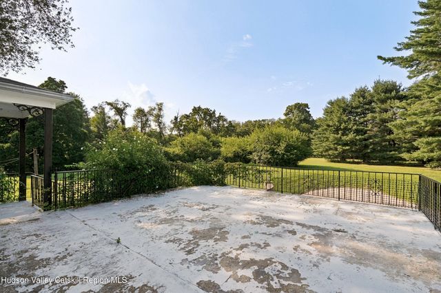 236 Glasco Turnpike, Saugerties, NY 12477