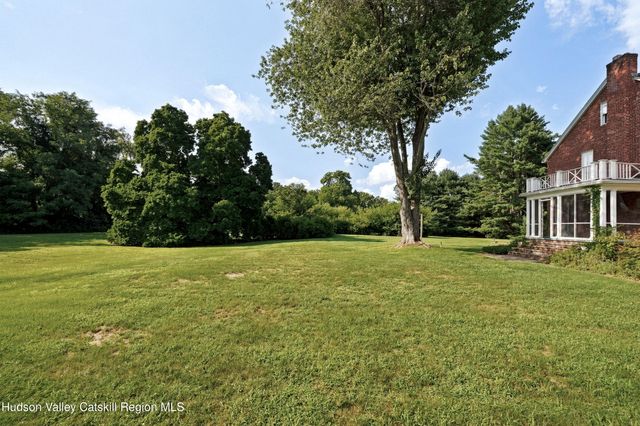 236 Glasco Turnpike, Saugerties, NY 12477