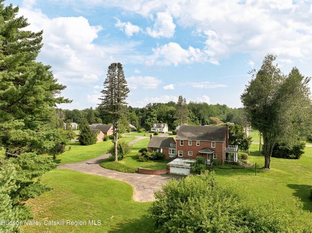 236 Glasco Turnpike, Saugerties, NY 12477