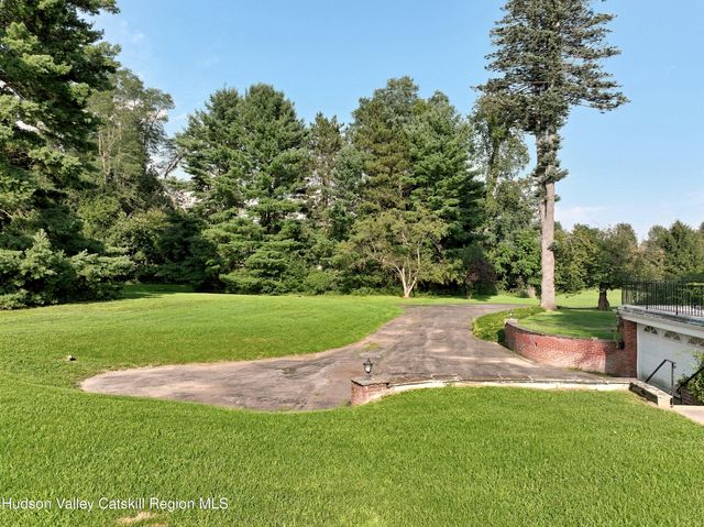236 Glasco Turnpike, Saugerties, NY 12477