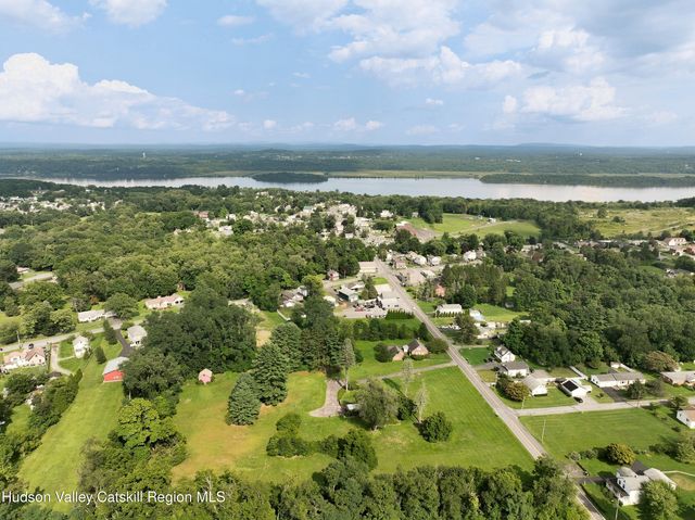 236 Glasco Turnpike, Saugerties, NY 12477