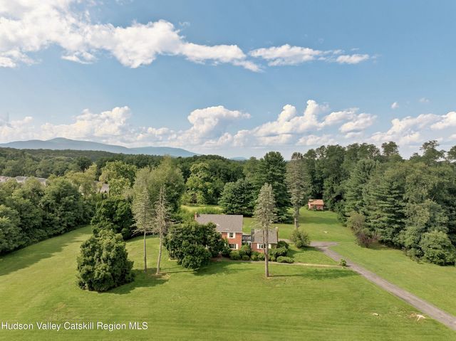 236 Glasco Turnpike, Saugerties, NY 12477
