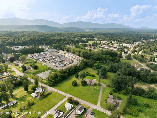 236 Glasco Turnpike, Saugerties, NY 12477