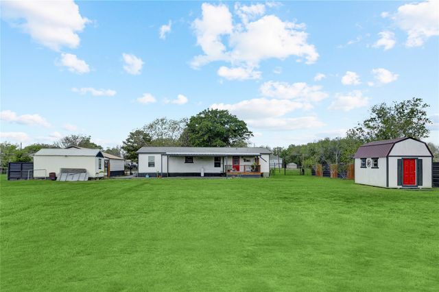 2811 Pisces Street, Rosenberg, TX 77469