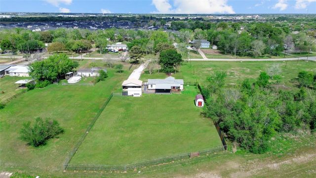 2811 Pisces Street, Rosenberg, TX 77469