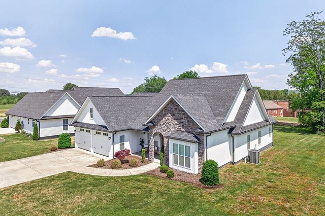 1360 Bilbrey Ave, Cookeville, TN 38501