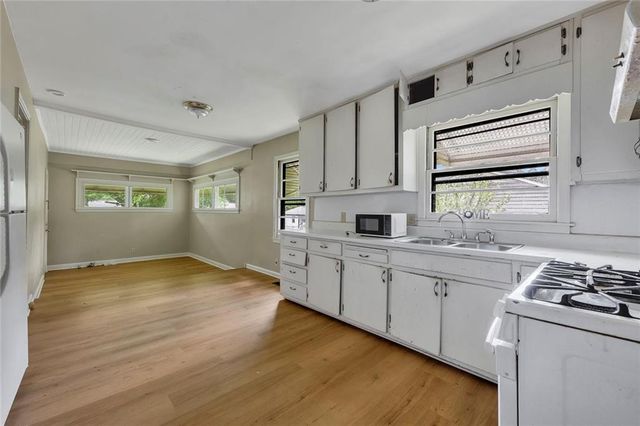 170 Mathews Circle SE, Marietta, GA 30067