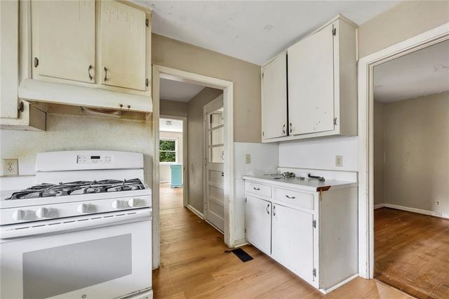 170 Mathews Circle SE, Marietta, GA 30067