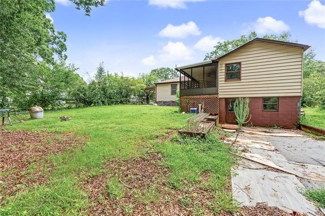 170 Mathews Circle SE, Marietta, GA 30067