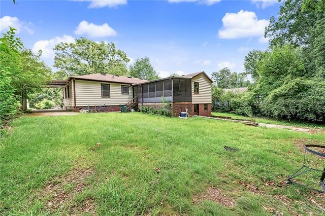 170 Mathews Circle SE, Marietta, GA 30067