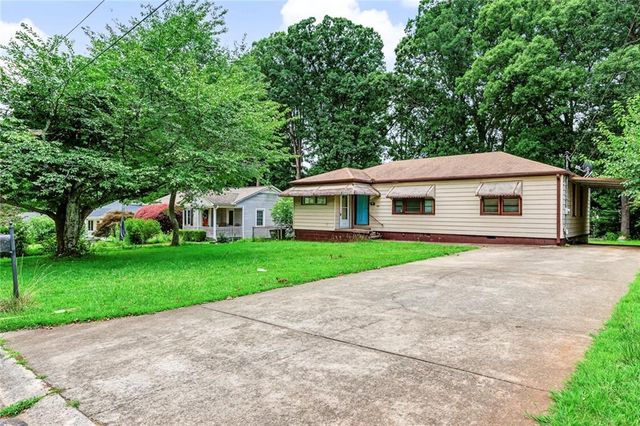 170 Mathews Circle SE, Marietta, GA 30067