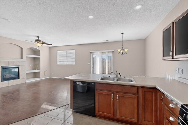 2229 CORTINA Loop SE, Rio Rancho, NM 87124