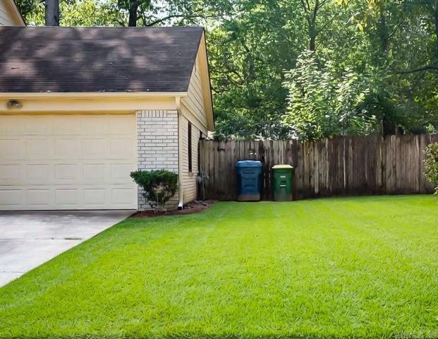 6621 Chateau Drive, Little Rock, AR 72209