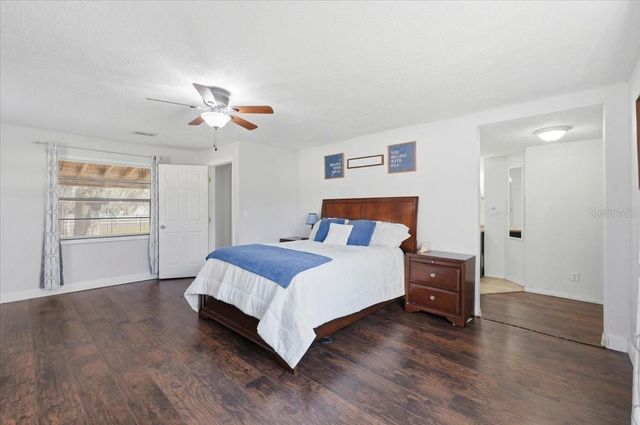 901 W TRAPNELL ROAD, Plant City, FL 33566